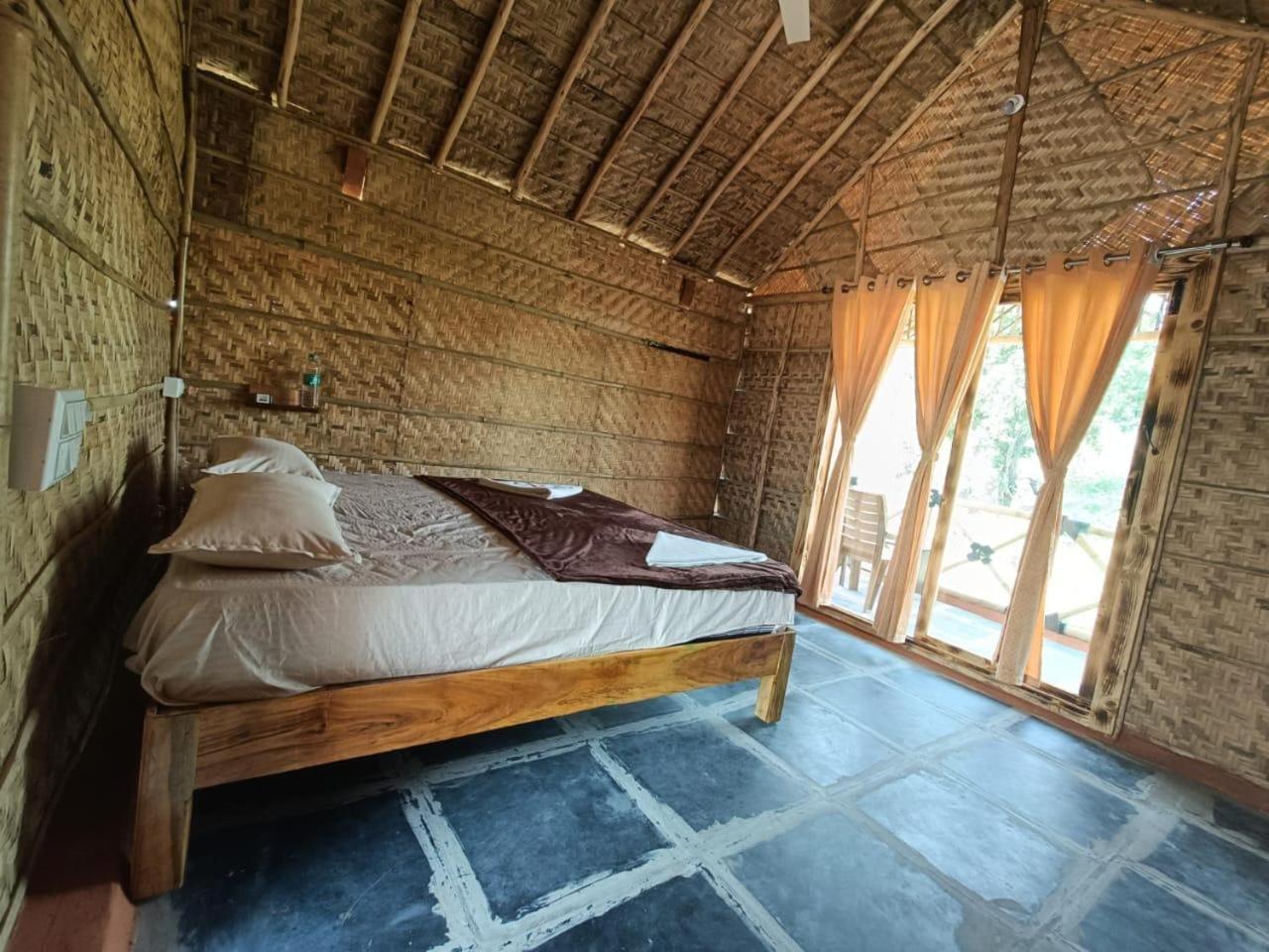 Rasta Cafe Resort Hampi Ngoại thất bức ảnh